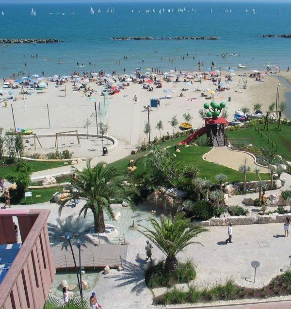 Albergo Girasole Frontemare San Benedetto del Tronto Eksteriør bilde